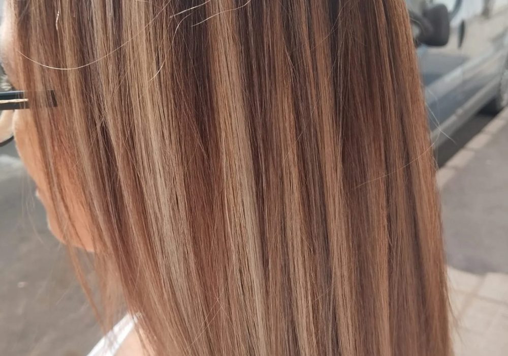 Balayage cobrizo con reflejos - Galmán Salón de Belleza